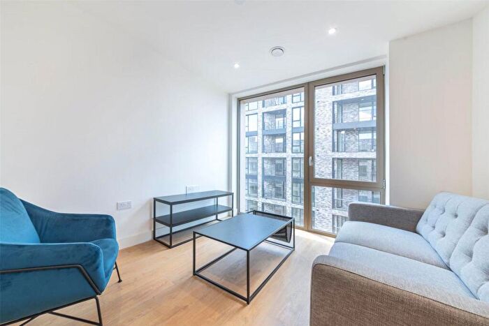 1 Bedroom Flat To Rent In Blair Street, Poplar, E14