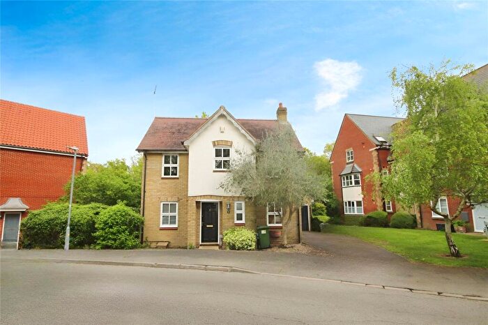 3 Bedroom Detached House To Rent In Bramble Tye, Noak Bridge, Basildon, SS15