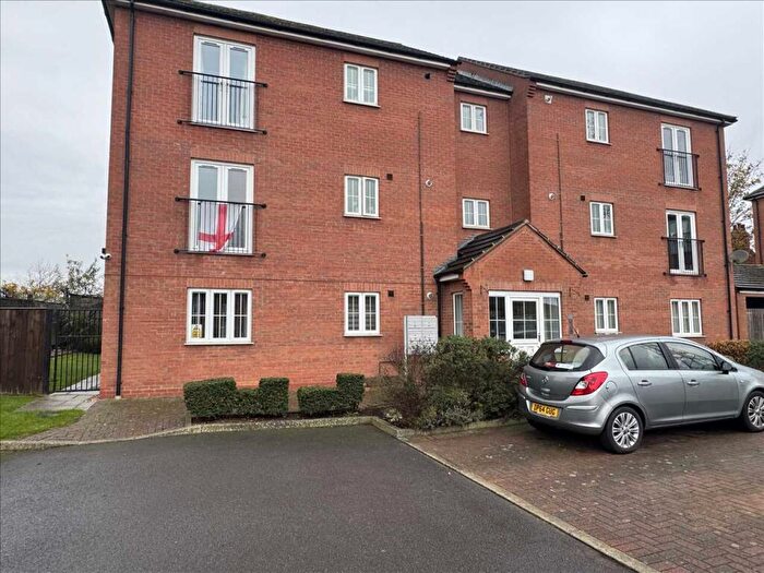 2 Bedroom Apartment For Sale In Danes Close, Grimsby, DN32