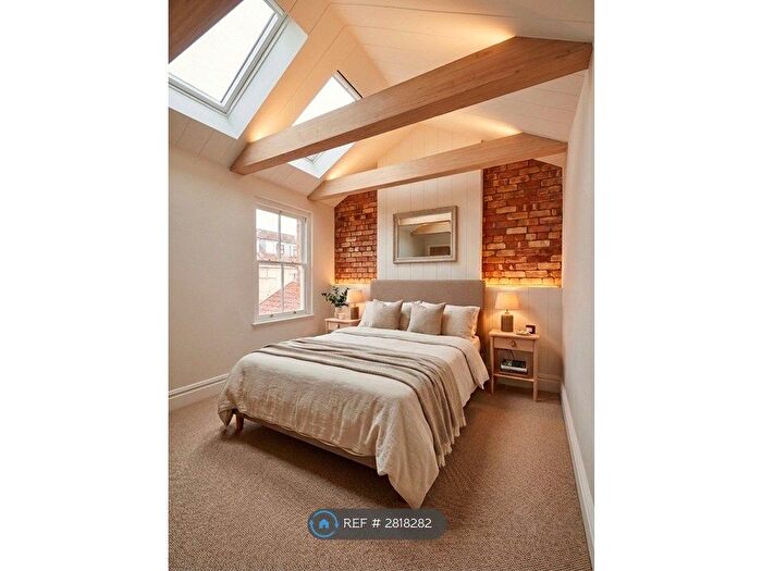 2 Bedroom Flat To Rent In North St, Bristol, BS3