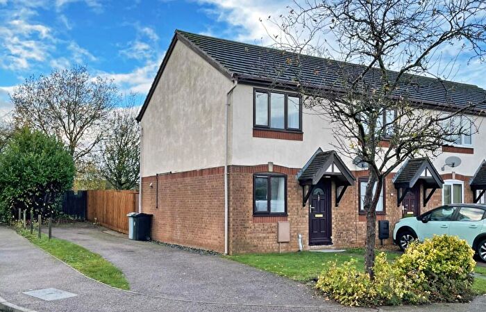 2 Bedroom End Of Terrace House To Rent In Byron Way, Stamford, PE9