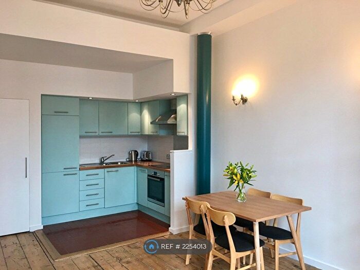 1 Bedroom Flat To Rent In The Grand, Manchester, M1