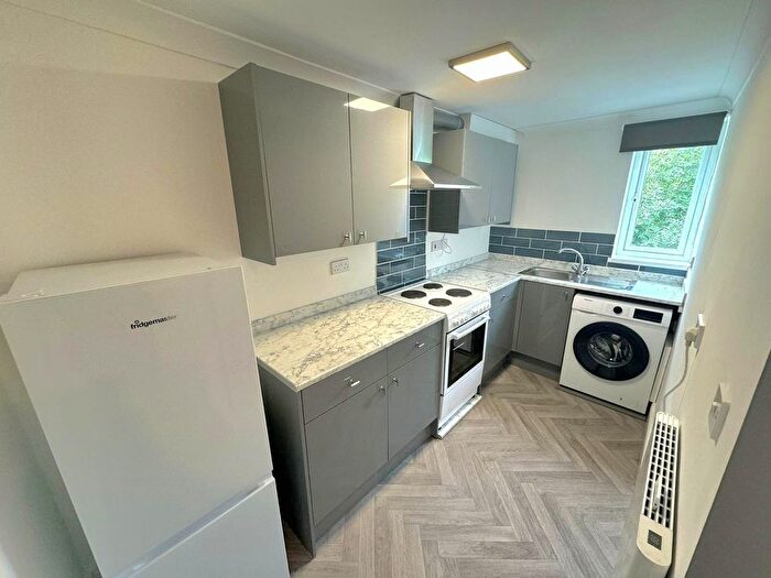 1 Bedroom Flat To Rent In Adelaide Road, Southampton, SO17