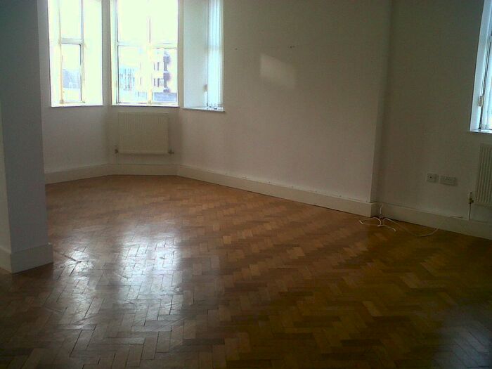 1 Bedroom Studio To Rent In Castle Street, Swansea, SA1
