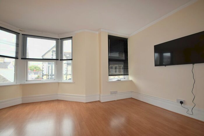 6 Bedroom Terraced House To Rent In Lochaber Street, Cathays CF24