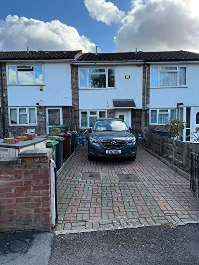 3 Bedroom Terraced House To Rent In Forest Road, Leytonstone, E11