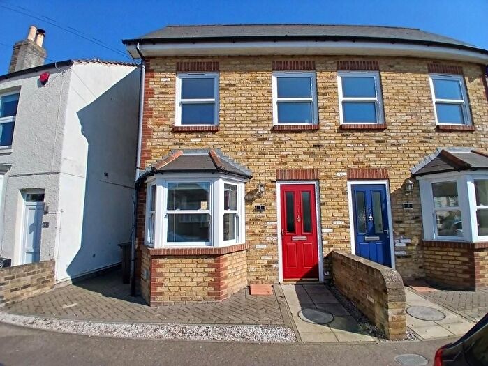 3 Bedroom Semi Detached House To Rent In Glynns Court, Southwood Road, Ramsgate, Kent, CT11