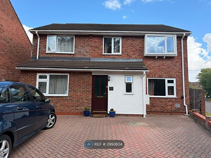 5 Bedroom Detached House To Rent In Shorham Rise, Milton Keynes, MK8