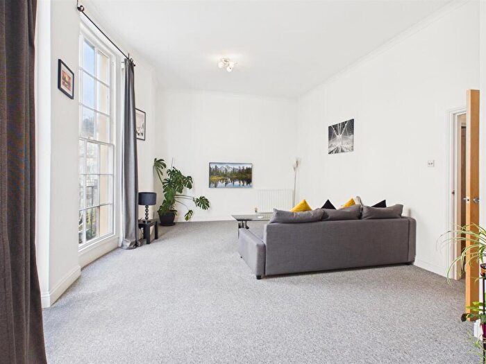1 Bedroom Flat For Sale In Marine Parade, Brighton, BN2 - Photo 12