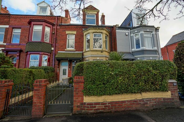 5 Bedroom Maisonette To Rent In Mowbray Road, South Shields, NE33
