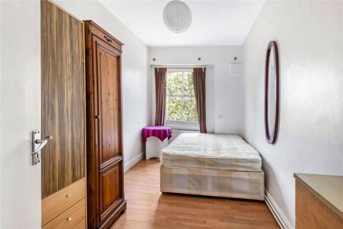 1 Bedroom Flat For Sale In Trafalgar Avenue, London, SE15