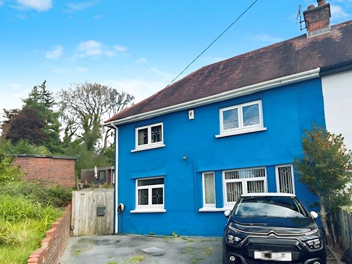 3 Bedroom Semi-Detached House For Sale In Grugos Avenue, Pontyberem, Llanelli, SA15