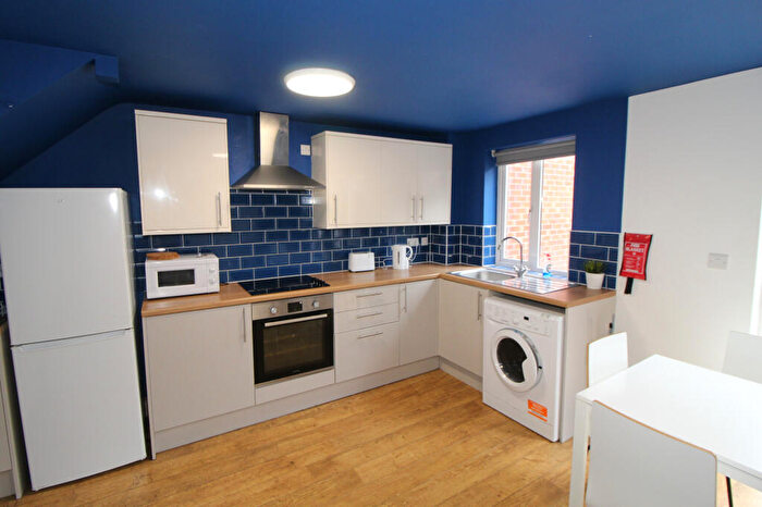 4 Bedroom Terraced House To Rent In Spon End, Coventry, West Midlands, CV1