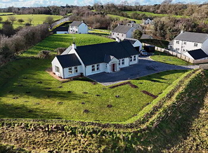 3 Bedroom Chalet Bungalows For Sale In D Ballagh Road, Fivemiletown, BT75