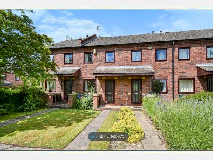 2 Bedroom Terraced House To Rent In Fewster Way, York, YO10