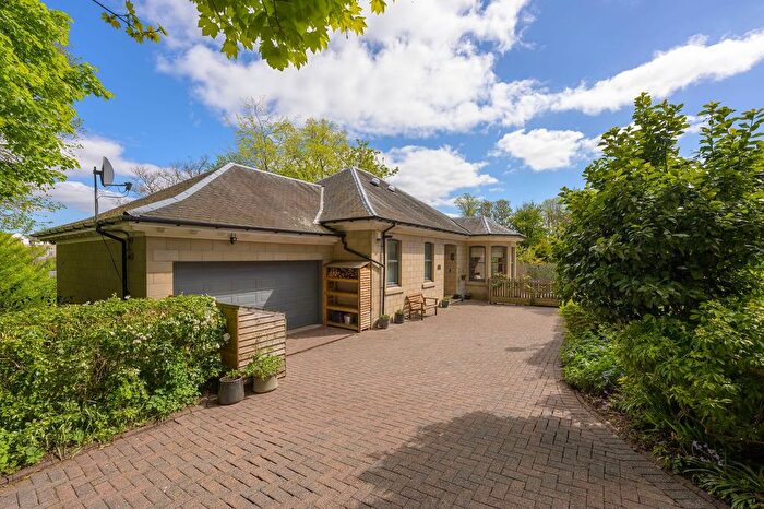 3 Bedroom Detached House For Sale In Arnothill, Falkirk, FK1