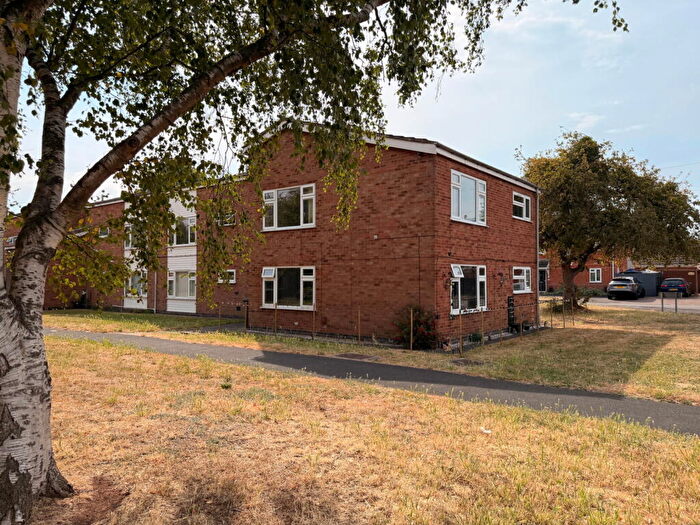 1 Bedroom Flat For Sale In Pevensey Road, Loughborough, LE11