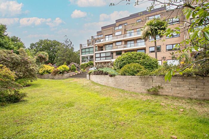 3 Bedroom Flat For Sale In Alington Road, Poole, BH14