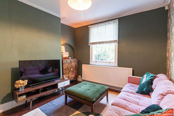 3 Bedroom End Of Terrace House For Sale In Ryland Road, Edgbaston, B15