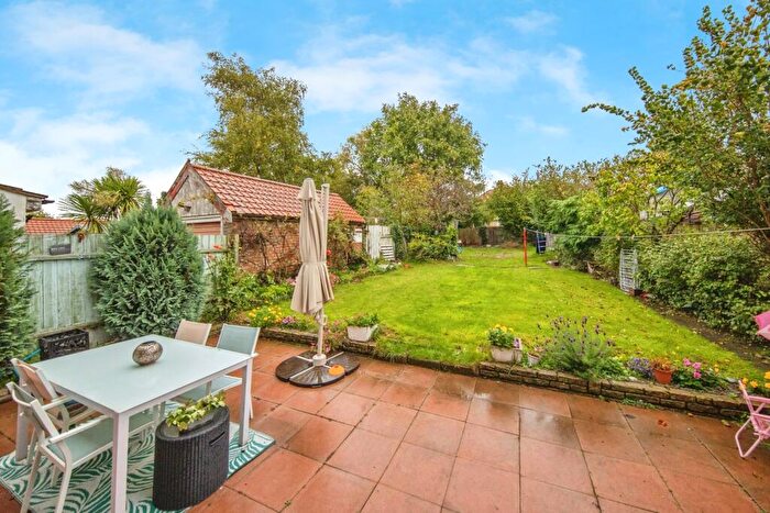 6 Bedroom Detached House For Sale In Clapgate Lane, Ipswich, Suffolk, IP3