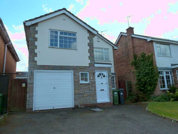 4 Bedroom Detached House To Rent In Birchway Close, Old Milverton, CV32