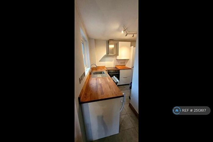 1 Bedroom Flat To Rent In Sawyer Close, London, N9