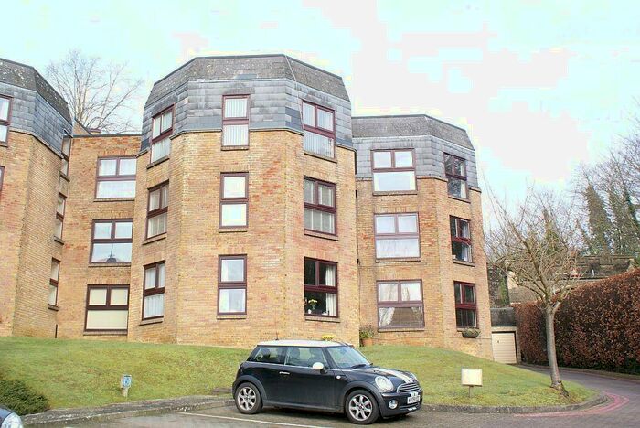 2 Bedroom Flat To Rent In Chapel Fields, Charterhouse Road, Godalming, Surrey, GU7