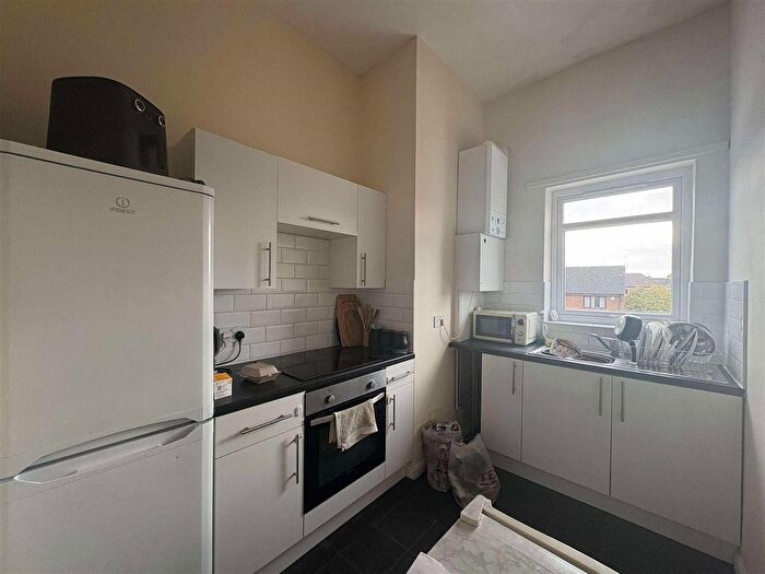 2 Bedroom Property To Rent In Cottingham Road, Hull, HU5