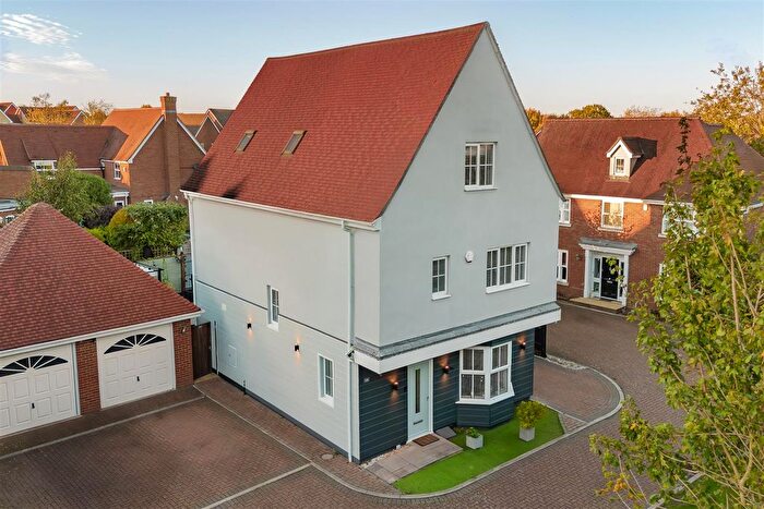 5 Bedroom Detached House For Sale In Quilberry Drive, Braintree, CM77