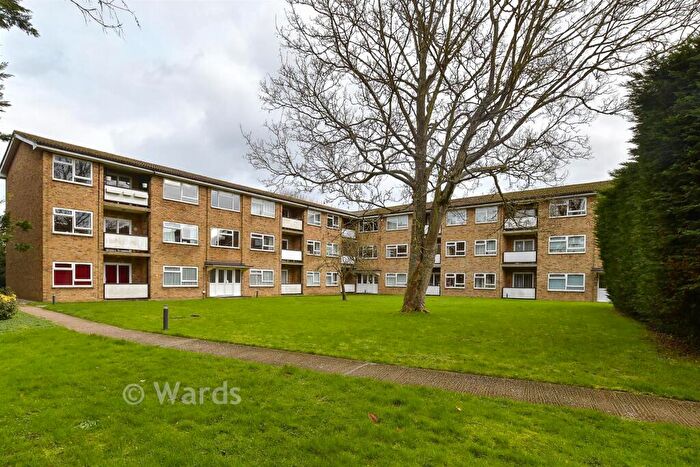 2 Bedroom Apartment For Sale In Puckle Lane, Canterbury, Kent, CT1