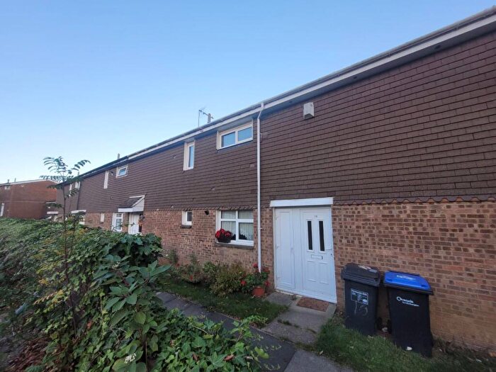 3 Bedroom Terraced House To Rent In Flaxwell Court, Standens Barn, Northampton, NN3