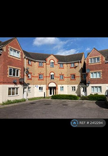 2 Bedroom Flat To Rent In Lennox Close, Chafford Hundred, Grays, RM16