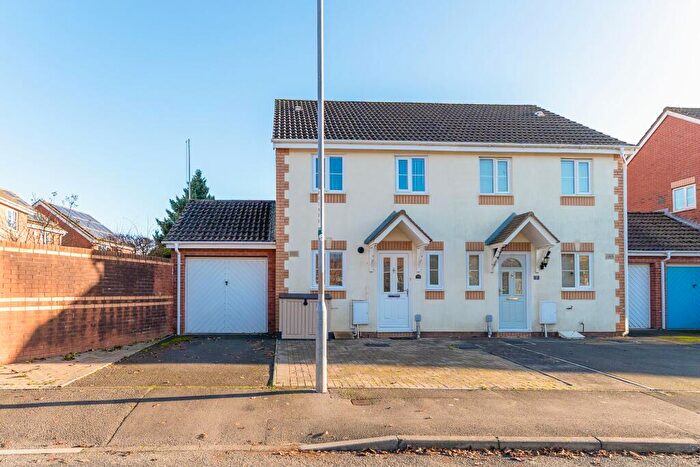 2 Bedroom Semi-Detached House For Sale In Delphinium Road, Rogerstone, NP10