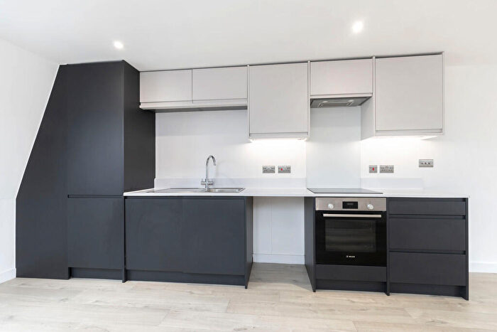 2 Bedroom Apartment To Rent In St. Pauls Street South, Cheltenham, GL50
