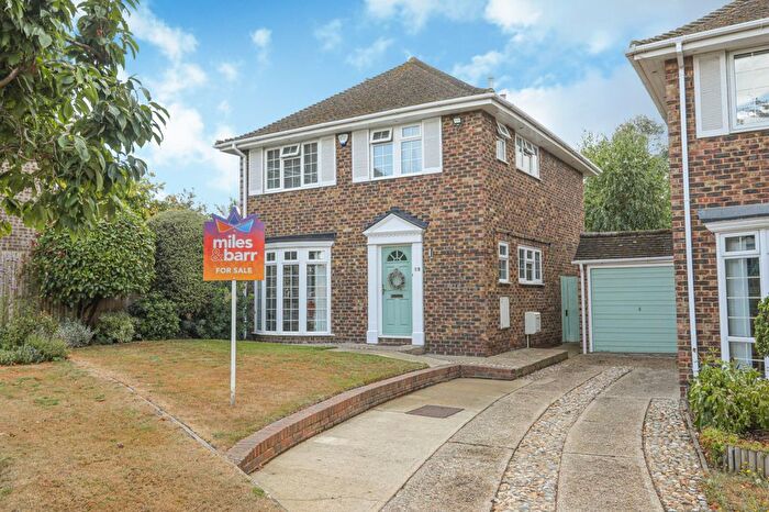 3 Bedroom Detached House For Sale In Bramley Avenue, Faversham, Kent, ME13