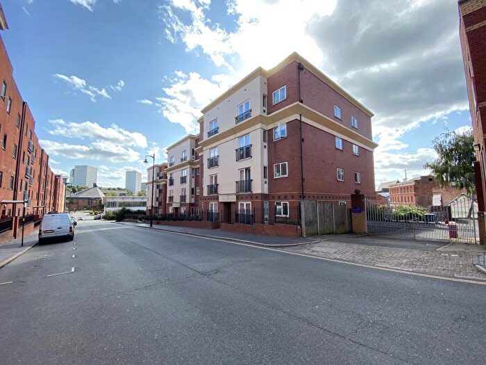 1 Bedroom Apartment To Rent In Sterling Court, Newhall Hill, Birmingham, B1
