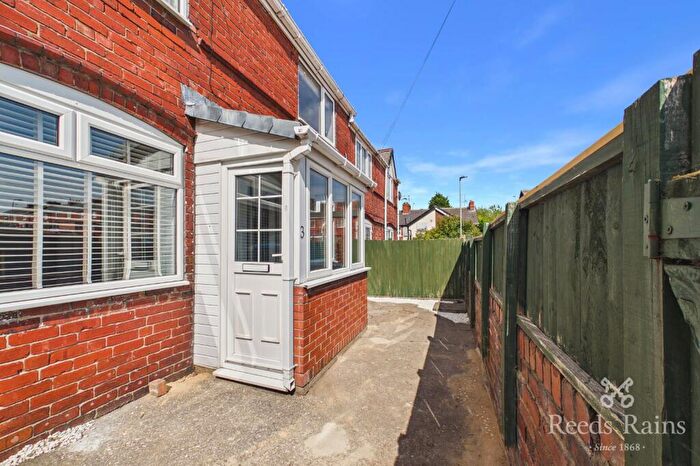 3 Bedroom Terraced House To Rent In Somerset Street, Maltby, Rotherham, South Yorkshire, S66