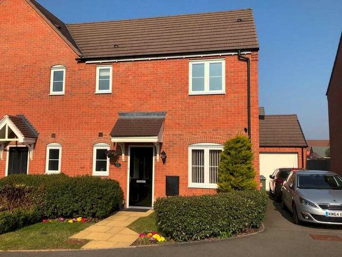 3 Bedroom SemiDetached House For Sale In 11 Edgehill Drive, Stratford