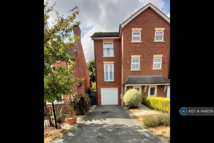 4 Bedroom End Of Terrace House To Rent In Bushell Way, Arborfield, Reading, RG2