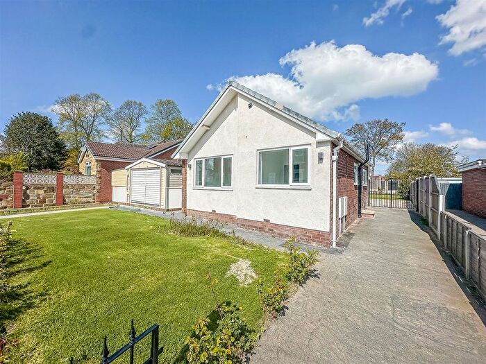 3 Bedroom Detached Bungalow For Sale In Junction Lane, Ossett, WF5