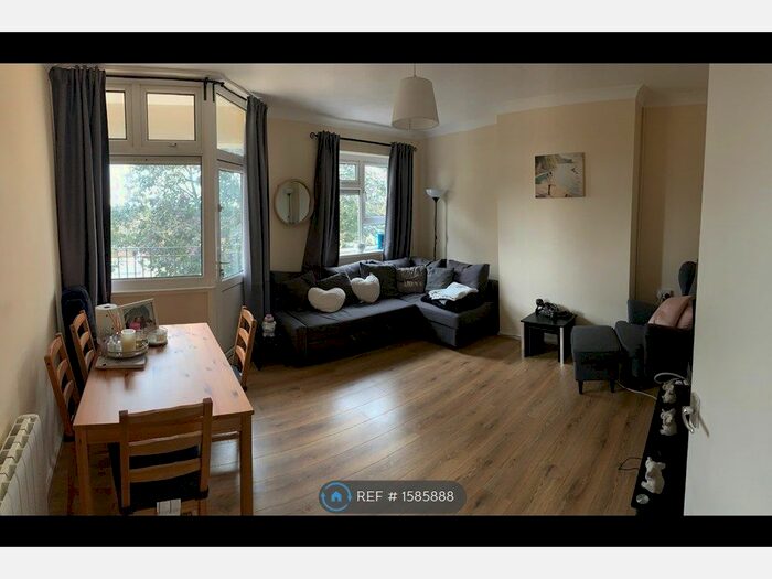 2 Bedroom Flat To Rent In Cosham, Portsmouth, PO6