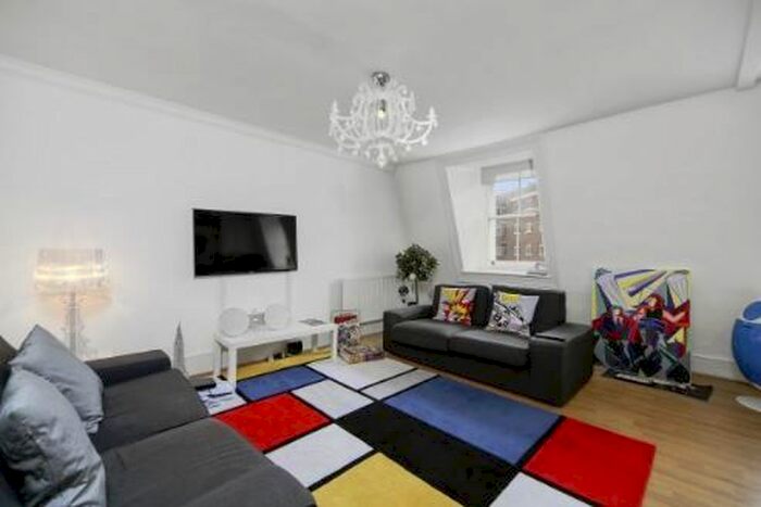 2 Bedroom Flat To Rent In Park Road, Marylebone, London, NW1