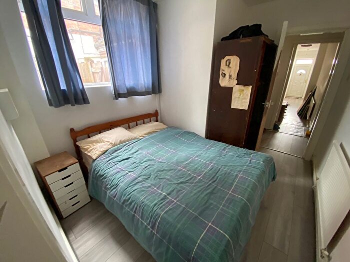 1 Bedroom Flat To Rent In Beatrice Road, Leicester, LE3