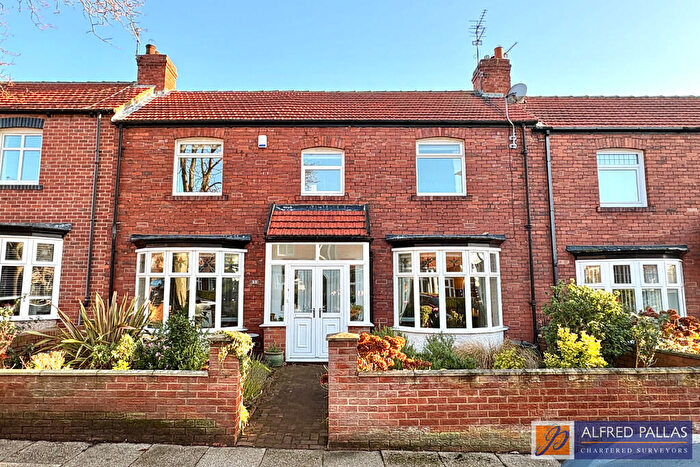 3 Bedroom Terraced House For Sale In Wingrove Avenue, Fulwell, SR6