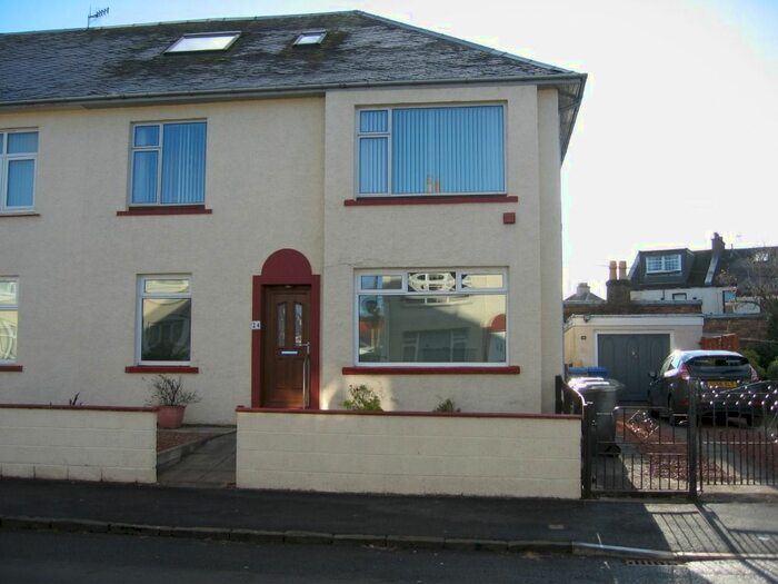 2 Bedroom Flat To Rent In Kelvin Street, Largs, North Ayrshire, KA30