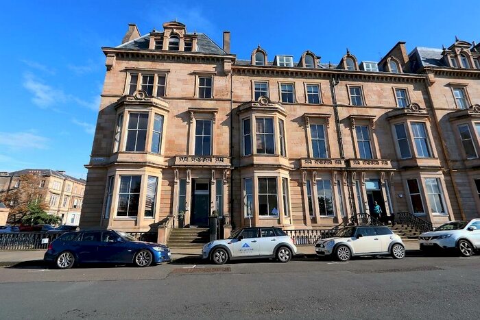 2 Bedroom Flat To Rent In Park Terrace, Glasgow, G3