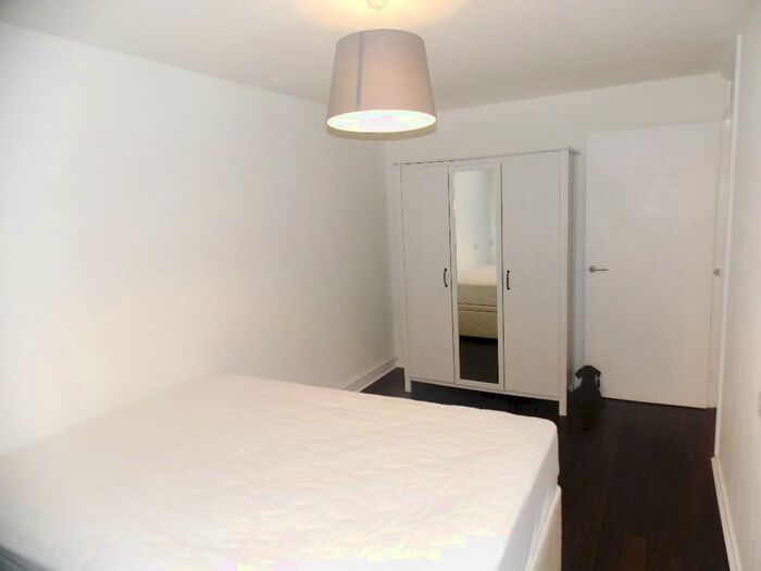 1 Bedroom Flat To Rent In Swanfield Street, Shoreditch, London, E2