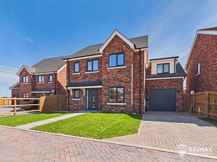 4 Bedroom Detached House For Sale In Oakley Gardens, Little Oakley, Harwich, CO12