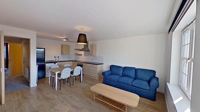 2 Bedroom Flat To Rent In Stuart Square, Craigmount View, Edinburgh, EH12