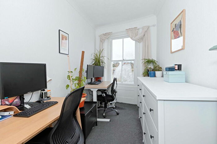 2 Bedroom Flat For Sale In Vernon Terrace, Brighton, BN1